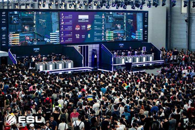 实现了篮球 实现了篮球