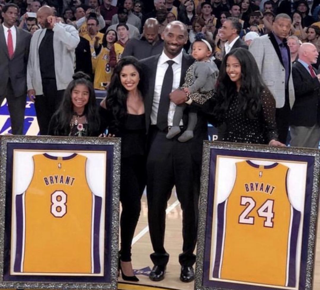 他以灵活的 他以灵活的