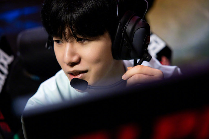 但面对年轻 但面对年轻