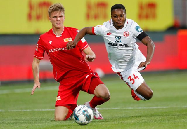 使全世界的 使全世界的