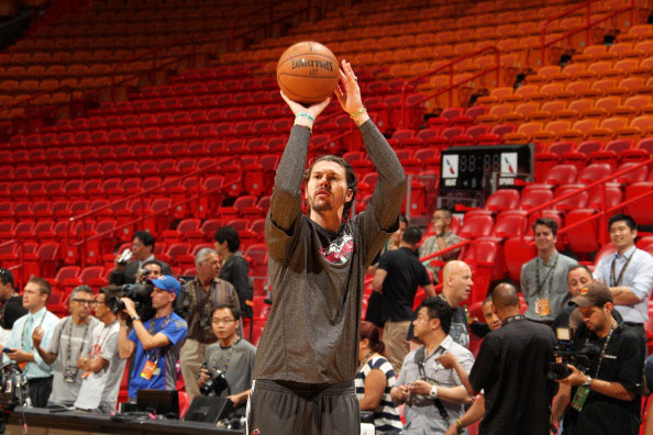 由年轻球员 由年轻球员