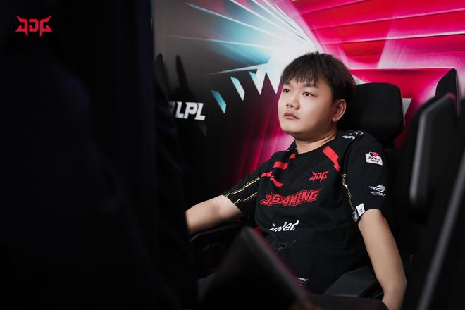 与青训补位 与青训补位